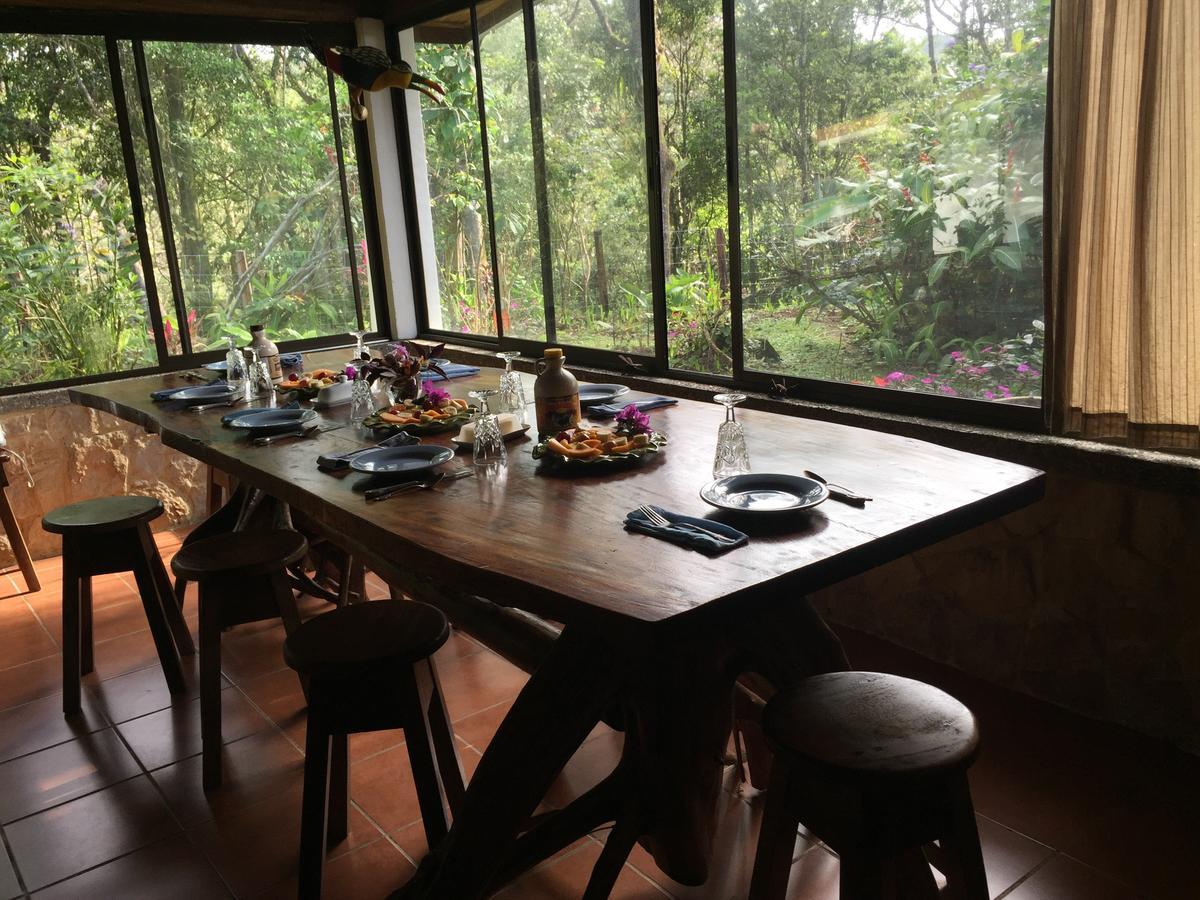 נובו ארנל Chalet Nicholas Bed & Breakfast מראה חיצוני תמונה